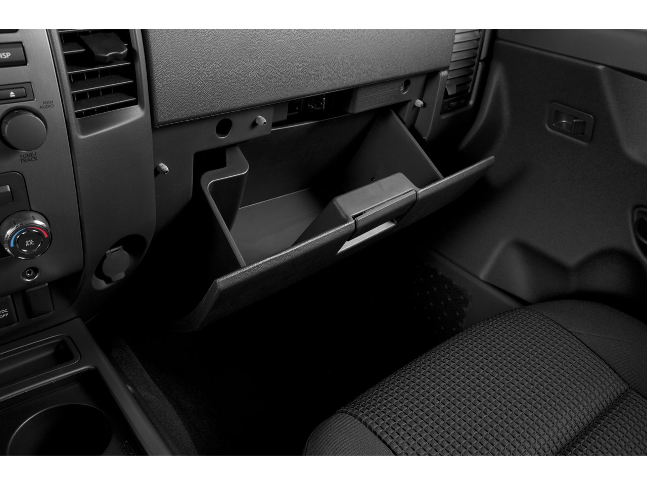 2015 Nissan Titan SV