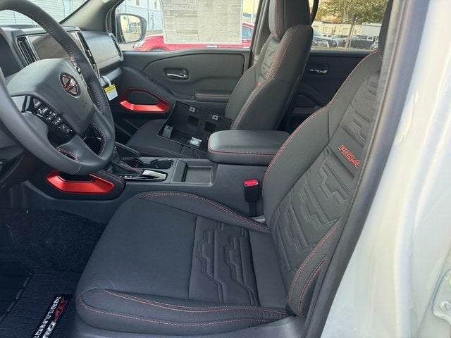 2025 Nissan Frontier Crew Cab PRO-4X®