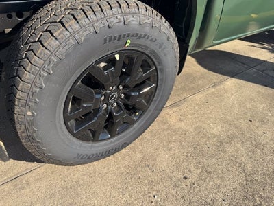 2027 Nissan Frontier SV