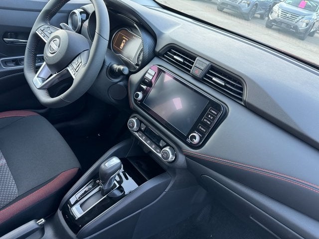 2025 Nissan Versa SR