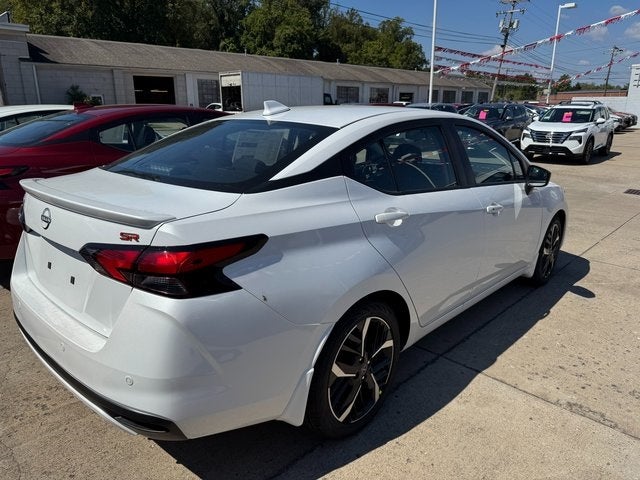 2025 Nissan Versa SR