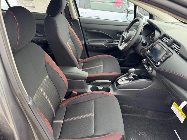 2025 Nissan Versa SR