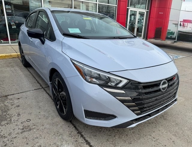 2025 Nissan Versa SR