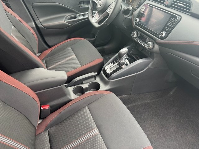 2025 Nissan Versa SR