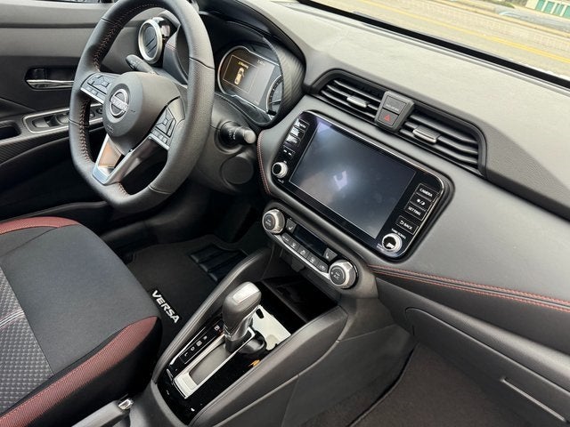 2025 Nissan Versa SR