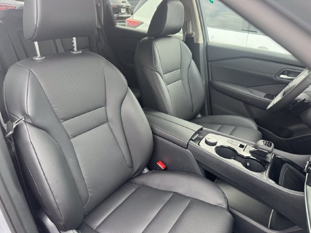 2027 Nissan Rogue Dark Armor
