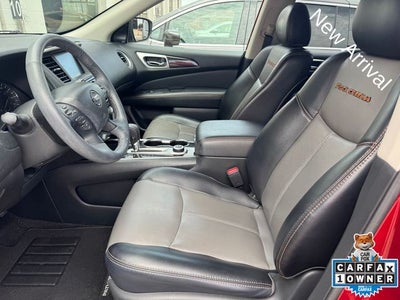 2019 Nissan Pathfinder SL