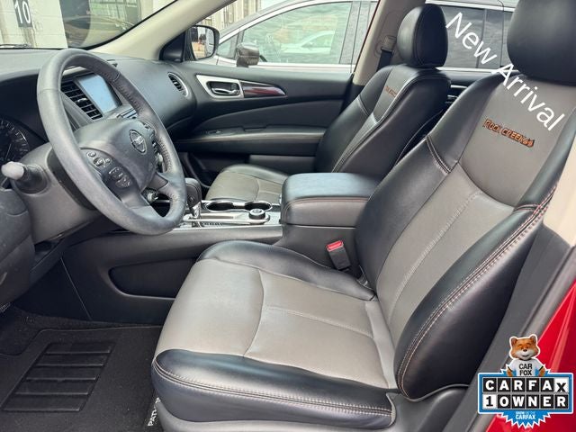 2019 Nissan Pathfinder SL