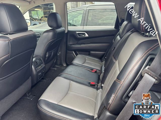 2019 Nissan Pathfinder SL