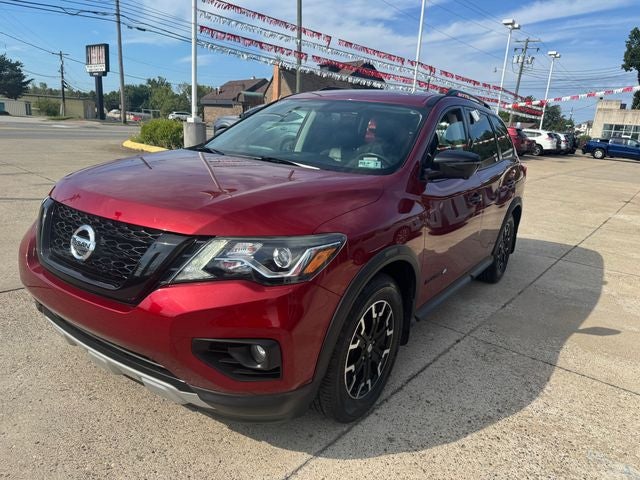 2019 Nissan Pathfinder SL