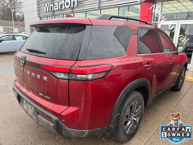 2022 Nissan Pathfinder SV