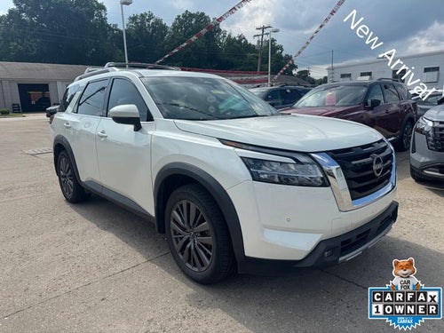 2022 Nissan Pathfinder SL