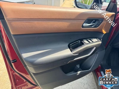 2024 Nissan Pathfinder Platinum