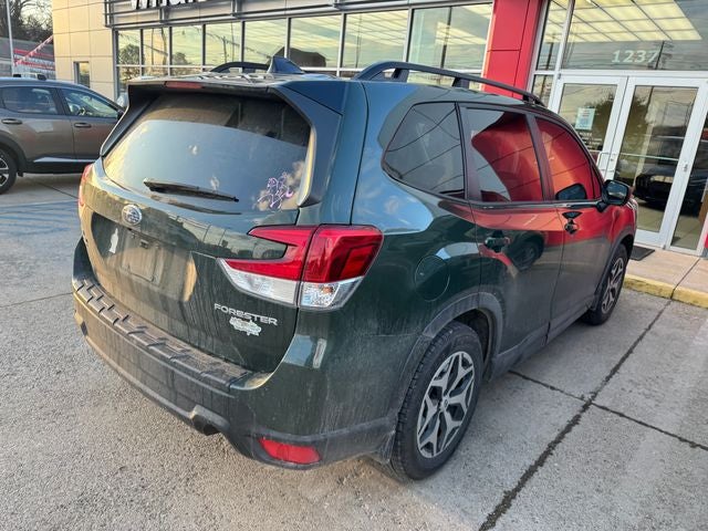 2024 Subaru Forester Premium