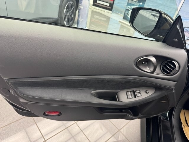 2026 Nissan Z Heritage Edition (Z32 Midnight Purple)